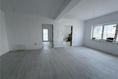 Duplex pe plan - compartimentare practica - 3 bai - teren 375 mp - 5