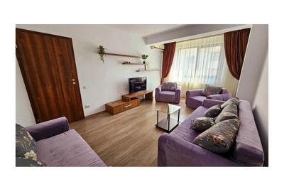 Apartament cu 2 camere semidecomandat, mobilat în Central