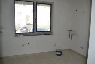 Duplex modern cu grădină și două locuri de parcare - 9