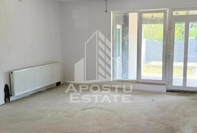 Jumatate de duplex nou cu 4 camere,Parta - 24