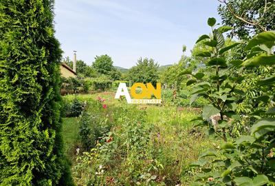 Teren Construcții intravilan de 1400 mp, în Micești