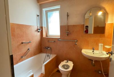 De vânzare apartament 4 camere,zona Punctele Cardinale,Pta Unirii. - 6