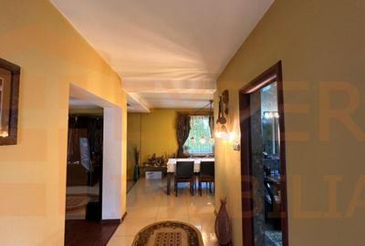 Casă de vânzare în Palazu Mare, 4 camere, teren 655 mp, construcție din cărămidă - 8