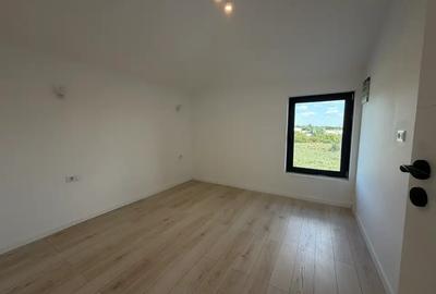 Casa tip Duplex de vanzare 4 camere langa lac - 11