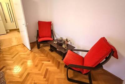 Apartament cu 2 camere semidecomandat, mobilat în Titan