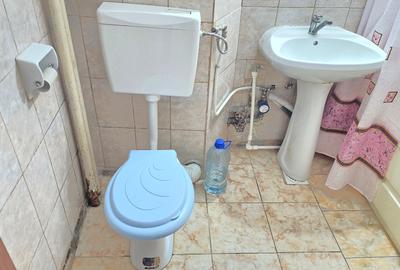 Vand apartament 2 camere in Deva, zona Pacii (Cartea Funciara), etaj 1, dec. - 4