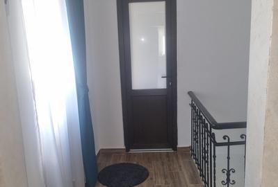 Casa de inchiriat/ Pretabila firma/ aproape de metrou - 9