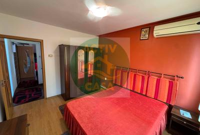 Apartament cu 3 camere decomandat în Est