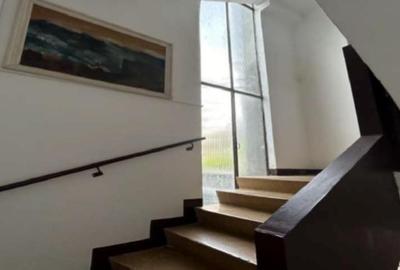 UNIVERSITATE, Apartament 3 camere - etaj 3 - 4