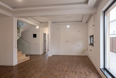 Casa individuala cu 5 camere si terasa acoperita. Toate Utilitatile. Comision 0% - 6