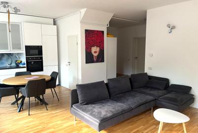 Casă cu 5 camere în Corbeanca