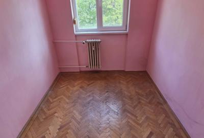 Ap 3 cam tip T de vânzare, str Războieni-AP1467 - 2