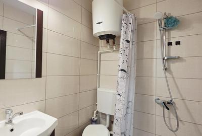 1 cam Tiglina 1 mobilata si utilata CT de bloc Ac - 8