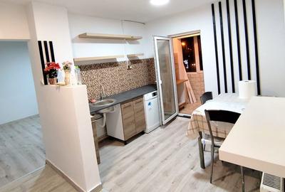 Apartament cu 3 camere decomandat, mobilat în CET