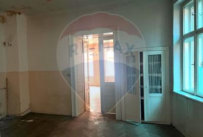 Proprietate mixtă pe N. Bălcescu – spații comerciale + apartamente - 20