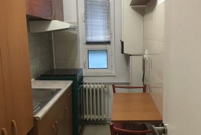 Garsonieră decomandată în Alexandru cel Bun