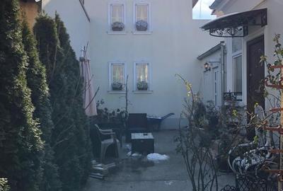 Casa 4 camere - zona Sala Sporturilor - 600 euro/luna (E2+E7) - 2