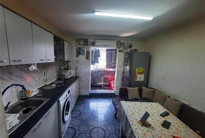 2 camere decomandat, bloc 1982 Costin Georgian - 11