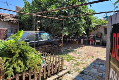 Exclusivitate - Coiciu, Str. Rasuri nr. 59, teren 180 mp, front stradal 14,14m - 7