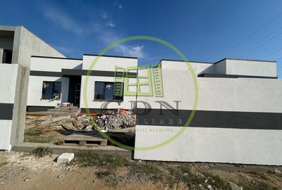 Casă individuală cu 4 camere în Malu Mare
