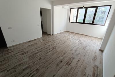Apartament cu 2 camere semidecomandat în 1 Mai