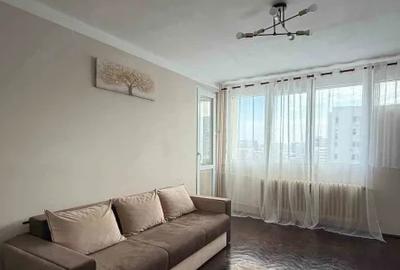 Apartament cu 2 camere decomandat, mobilat în Titan