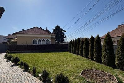 Casă renovată complet, cu living si 4 dormitoare, teren de 400 mp, in Gheorgheni - 1