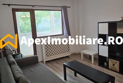 Apartament cu 2 camere semidecomandat, mobilat în Romană