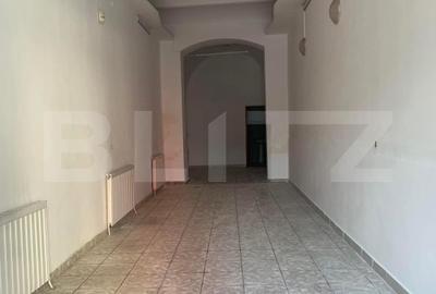 Spațiu comercial, de 60.00 mp, în Central