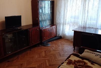Apartament cu 2 camere decomandat în Bălcescu