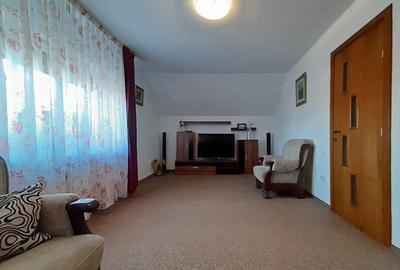 Vila de Inchiriat, Brasovul Vechi - 2