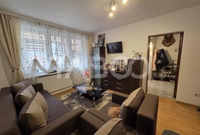 Apartament cu 2 camere semidecomandat, mobilat în Făgăraș