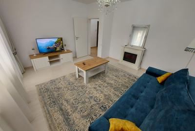 Apartament cu 2 camere decomandat în Păcii
