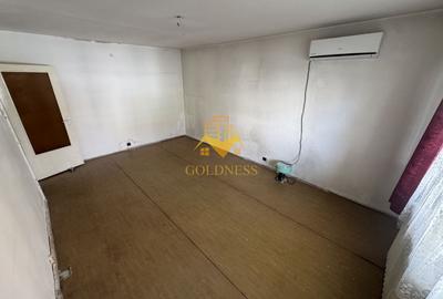 Apartament cu 3 camere decomandat, mobilat în Zorilor