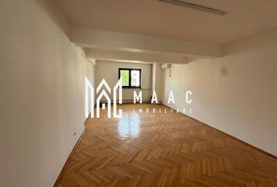 Spațiu comercial, de 300 mp, în Central