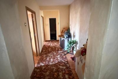 Tomis Nord(Parc Tabacarie)- 4 camere, 88mp , 2 grupuri sanitare- 140.000euro - 2