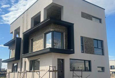 Duplex cu 4 camere în Șelimbăr