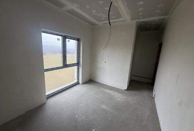 Casa individuală, semifinisata, 160 mp utili , 500 mp teren, zona Motel Gilău - 11