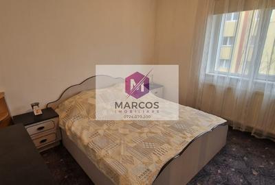 Apartament cu 4 camere decomandat, mobilat în Micro IV
