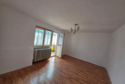 Apartament cu 2 camere decomandat în Kogălniceanu
