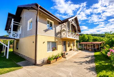 Vilă premium cu panoramă montană, 5 dormitoare, 2 bai, 827 mp teren - 30