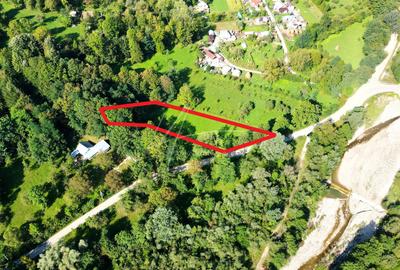 TEREN INTRAVILAN PROVITA DE SUS VALEA BRADULUI JUD PRAHOVA - 10