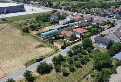 Teren Construcții extravilan de 1800 mp, în Lucian Blaga