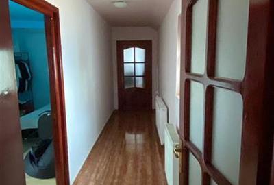 Casa-vila, Bacau Piata sud - 9