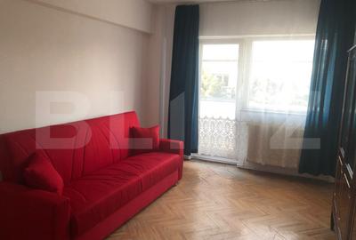 Apartament cu 2 camere decomandat, mobilat în Micro 17