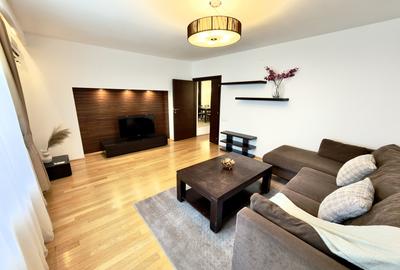 Apartament cu 4 camere decomandat, mobilat în Decebal