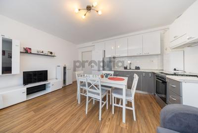 Apartament cu 3 camere decomandat, mobilat în Vlahuță