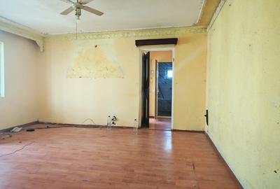 Oportunitate de renovare! 2 camere, 53 mp, etaj 3/4, loc de parcare - 11