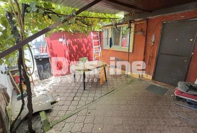 Casă individuală cu 3 camere în Rahova