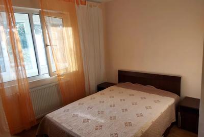 Apartament cu 3 camere semidecomandat, mobilat în Crângași